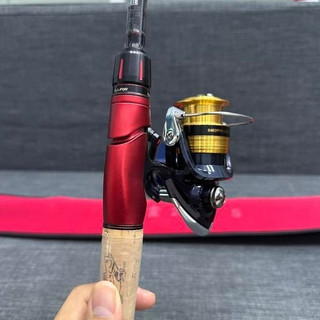 Bộ cần câu lure đứng ilure + máy daiwa sweepfire