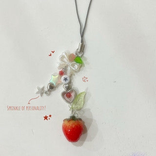(I g: meo.mellow gIá Tố t h ơn) Móc khóa/điện thoại/máy ảnh dâu tây, handmade 100%, nhiều charm lựa chọn, spring haul