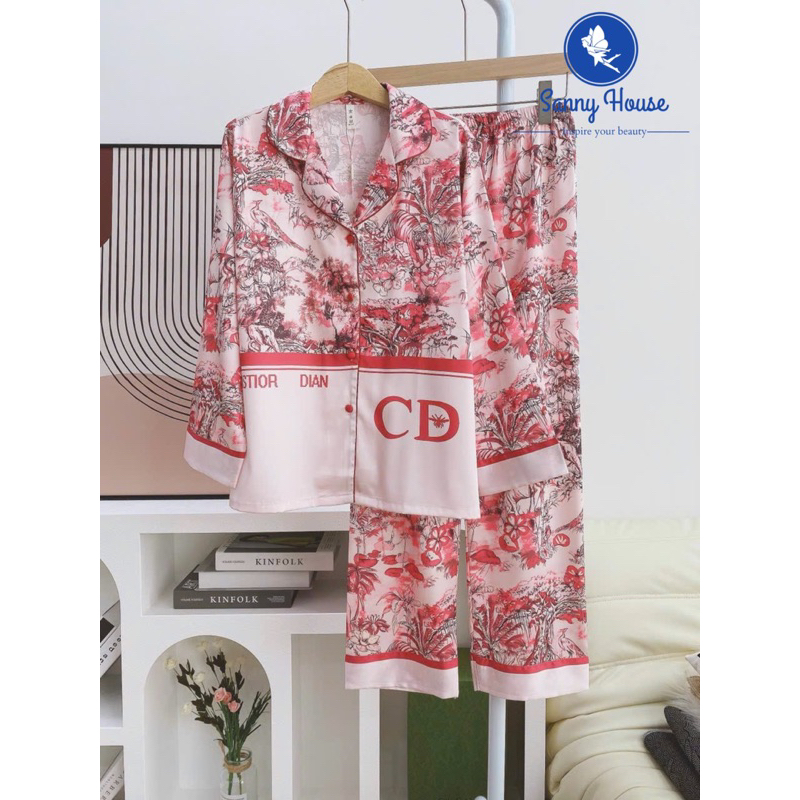 Bộ đồ ngủ lụa cao cấp TDQD B569 hoạ tiết hồng xinh xắn