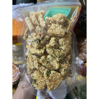 500g cơm cháy bể mắm hành 30k