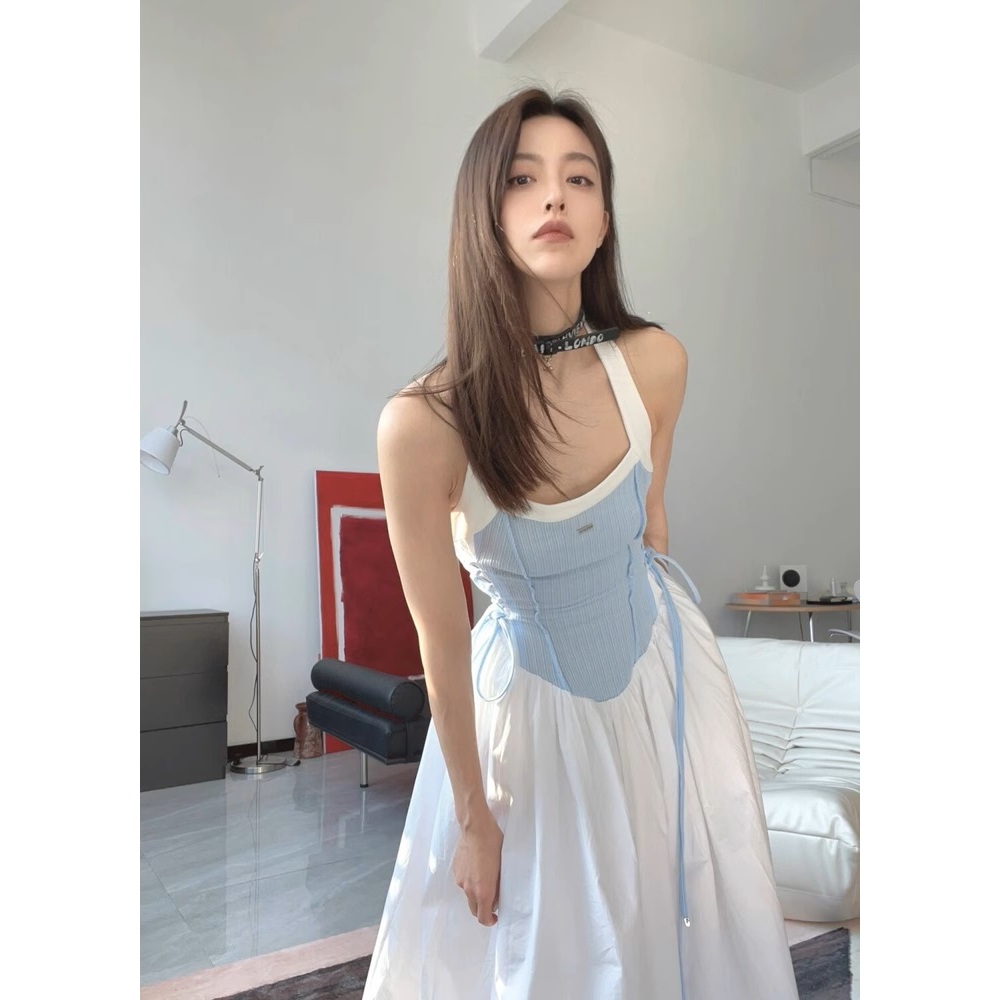 Váy thắt eo xanh - QCCC