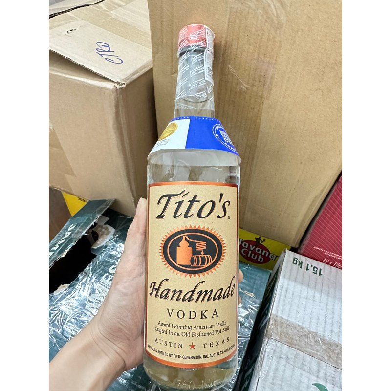 VODKA TITOS 750ML DÙNG PHA CHẾ