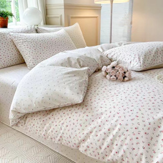 Set chăn ga 4 món cotton living hoa nhí kẻ sọc