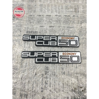 Cặp tem cốp nổi xe cub 82