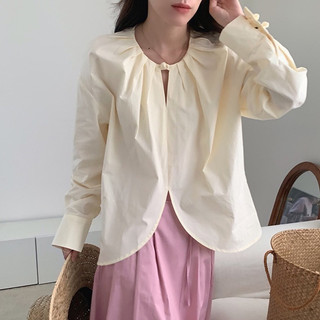 Áo sơmi xẻ tà cài cúc cổ