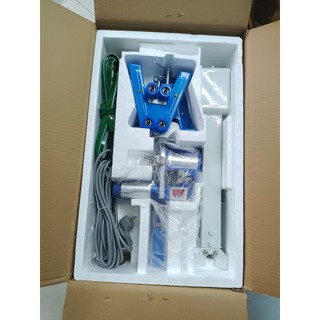 Máy cắt vải đầu bàn