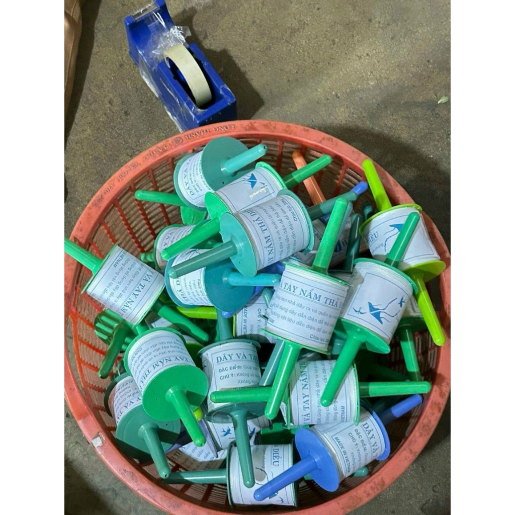 Cuộn dây thả diều, cuộn tay cầm tay thả diều