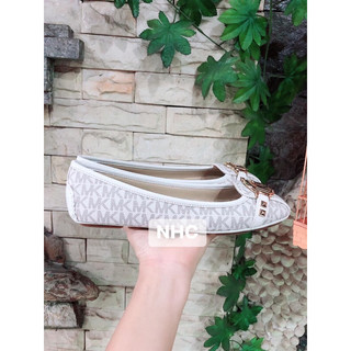 Giày Búp Bê Michael Kors Vanila Hai Đinh