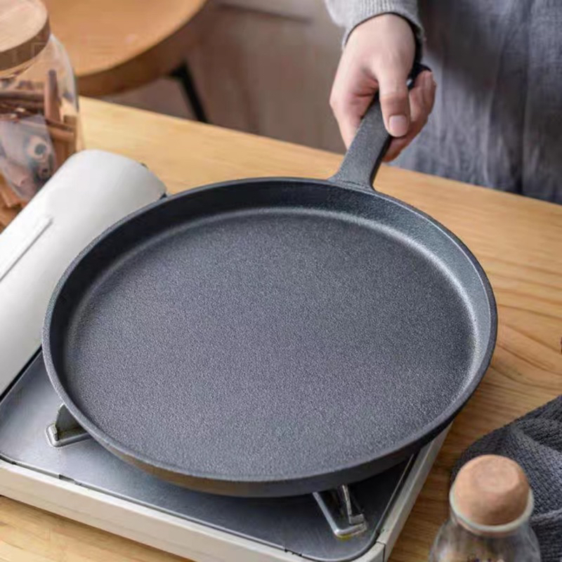 Chảo Chiên (Rán) Chảo Đáy Bằng 26cm, Bằng Gang Đúc Dày Dặn, Chảo Chống Dính, Cán Gỗ