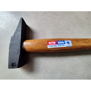 BÚA SẮT CÁN CÂY 500g KÈM ĐỤC SẮT