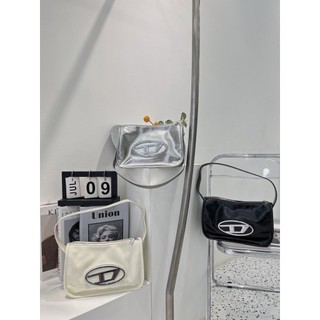 T178 - túi kẹp nách bầu chữ d size 24