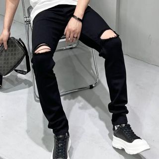 quần jean baggy nam rách gối cắt gấu màu đen