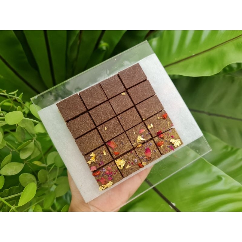 Kẹo sô-cô-la tươi vị cay True Love - spicy nama chocolate