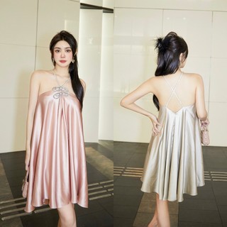 Váy lụa dáng suông cổ yếm dây đính đá sang trọng tgfashion