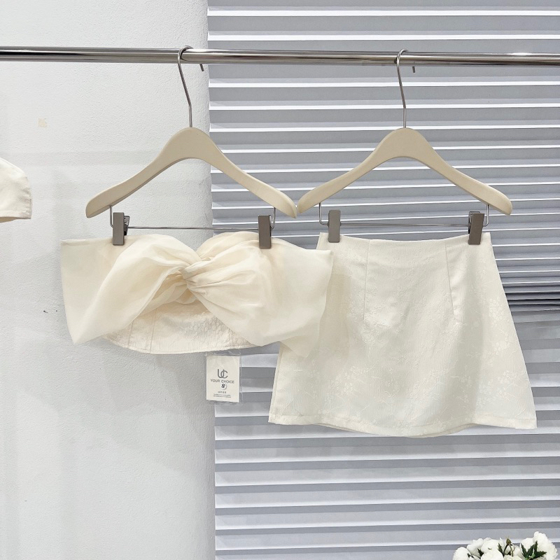 [S2.605] Set Gấm Áo Trễ Vai Phối Tơ Kính Mix Chân Váy Chữ A Có Lót Quần (Có Đệm Ngực) | BigBuy360 - bigbuy360.vn