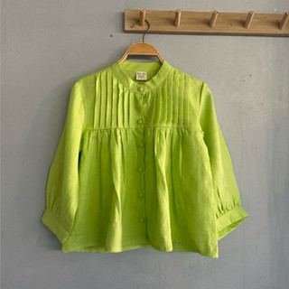 Áo linen tưng cổ tàu xếp li ngực