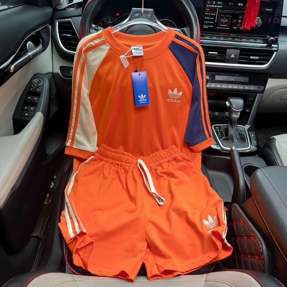 Bộ Cotton Adidas Phối 3 Màu Tay Áo Logo Thêu Dáng Unisex Chất Cotton Cao Cấp Phong Cách Trẻ Trung Năng Động Hot Trend