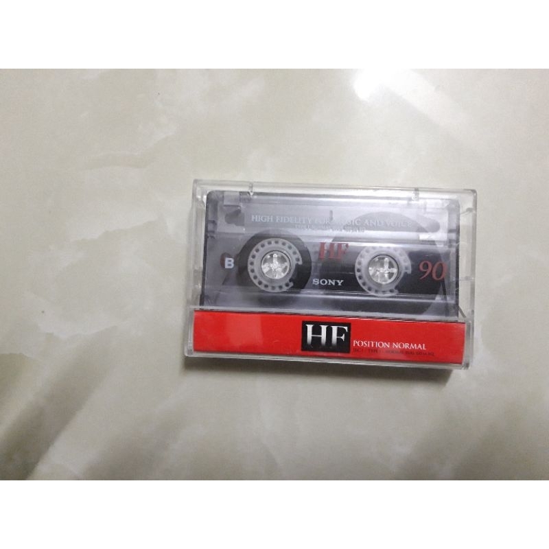 băng cassette trắng sony hf90