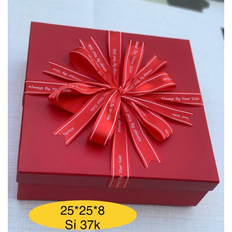 Hộp vuông size lớn, rộng 25cm cao 8cm