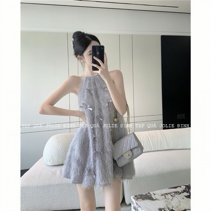 ĐẦM CỔ YẾM NƠ LÔNG VŨ HÀNG THIẾT KẾ