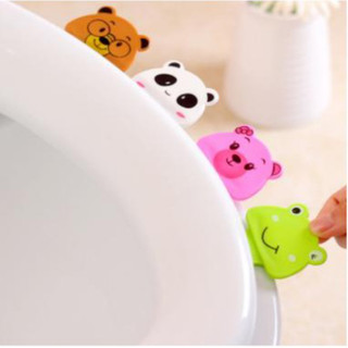 Miếng nhựa lật nắp bồn cầu ( Họa tiết giao ngẫu nhiên )