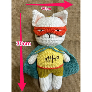 Mèo siêu nhân móc len