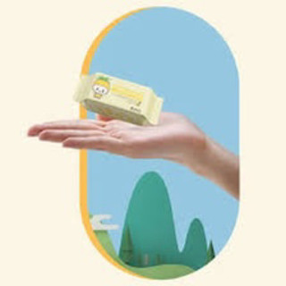 1 gói khăn ướt mini 8 tờ