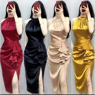 Đầm body cổ yếm chất phi lụa xếp ly xẻ tà sang chảnh
