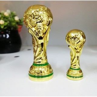 Mô hình cup vang the gioi bản kim loại