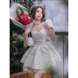 ĐẦM CỔ YẾM LAI TẦNG XOÈ