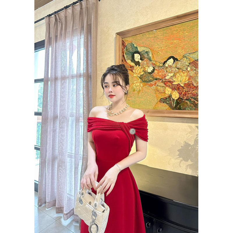 Váy trễ vai đính đá mã s04 - hàng thiết kế vải loại 1 nhập khẩu Hàn (Hot trend 2024) | BigBuy360 - bigbuy360.vn