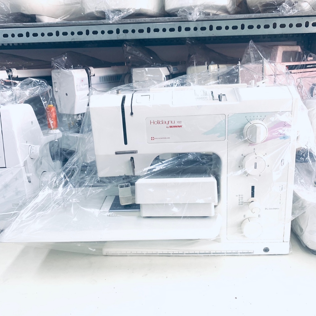 MÁY MAY GIA ĐÌNH ĐA NĂNG RICCAR