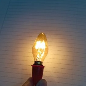 MỘT CẶP ĐÈN QUẢ NHÓT (bóng dây tóc)