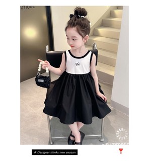 Váy xòe đen trắng bé gái