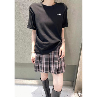 ÁO THUN THÊU GÓC MICKEY KIỂU DÁNG BASIC HÀNG QC