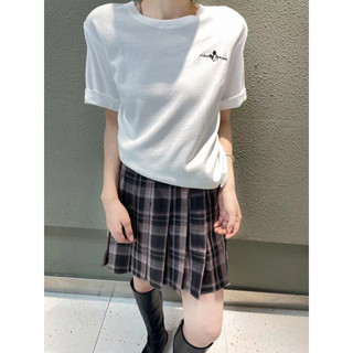 ÁO THUN THÊU GÓC MICKEY KIỂU DÁNG BASIC HÀNG QC