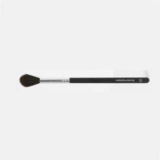 Cọ Highlight BH COSMETICS Rounded Highlighter Brush