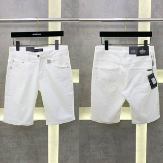 Quần short bò ngố nam DG trắng trơn tag logo chữ bạc mác vương miện vải co giãn cao cấp basic