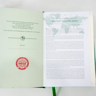 Sách - Trái Đất Chuyển Mình ( Bản Đặc Biệt - Bìa vải )