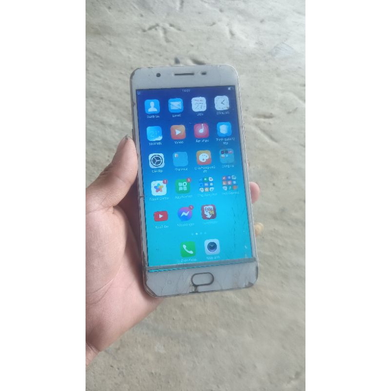 Xác điện thoại oppo f1s ram 4/64gb.