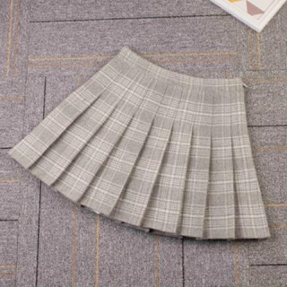 Chân váy xếp ly nhỏ viền gấu trắng