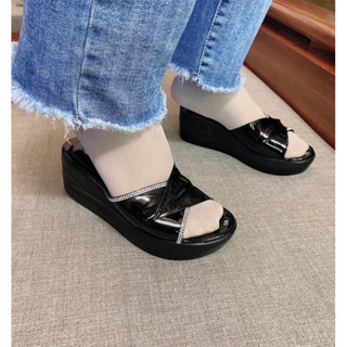 Dép nữ trung niên đế xuồng 5p quai gấp đính đá cho bà cho mẹ bao êm nhẹ dễ đi