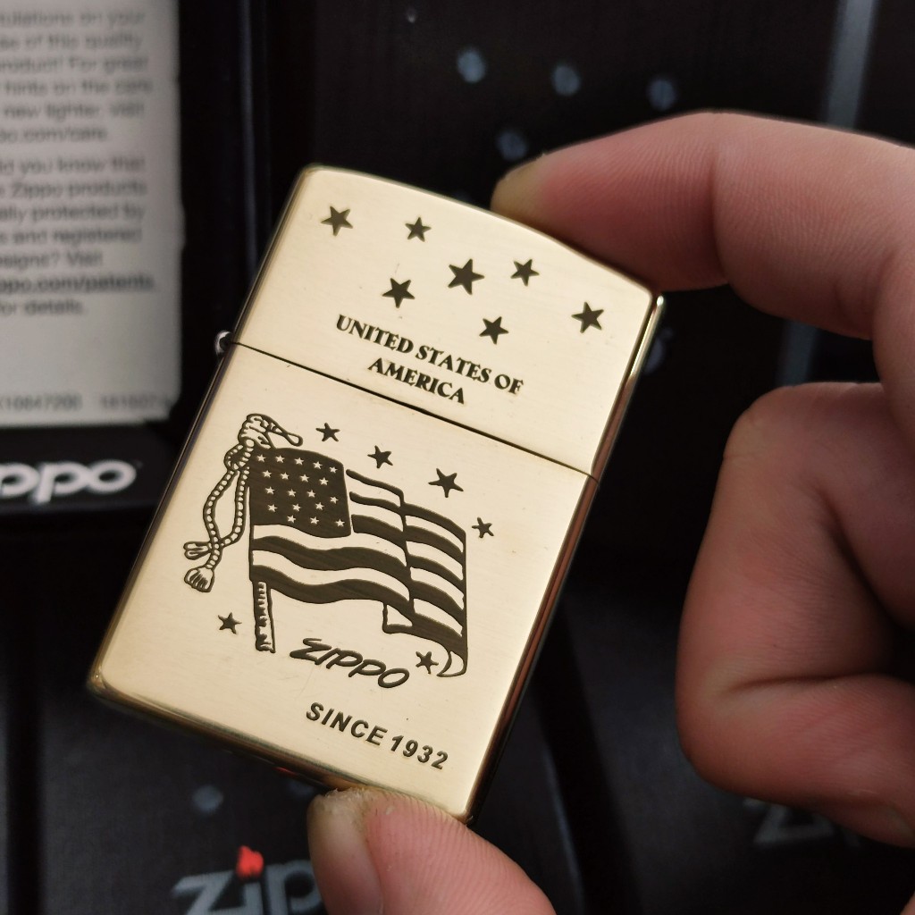 Vỏ Zippo đồng nguyên khối mẫu cờ Mỹ dễ dàng thay thế (không có lửa)