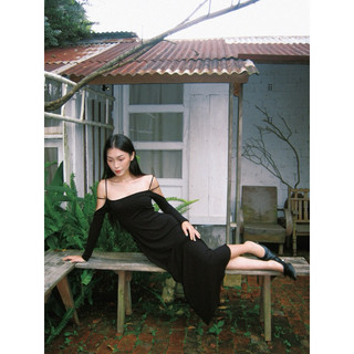 Đầm Black Queen