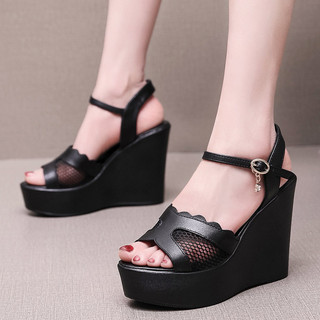 Sandal đế xuồng quai phối lưới nhẹ tênh
