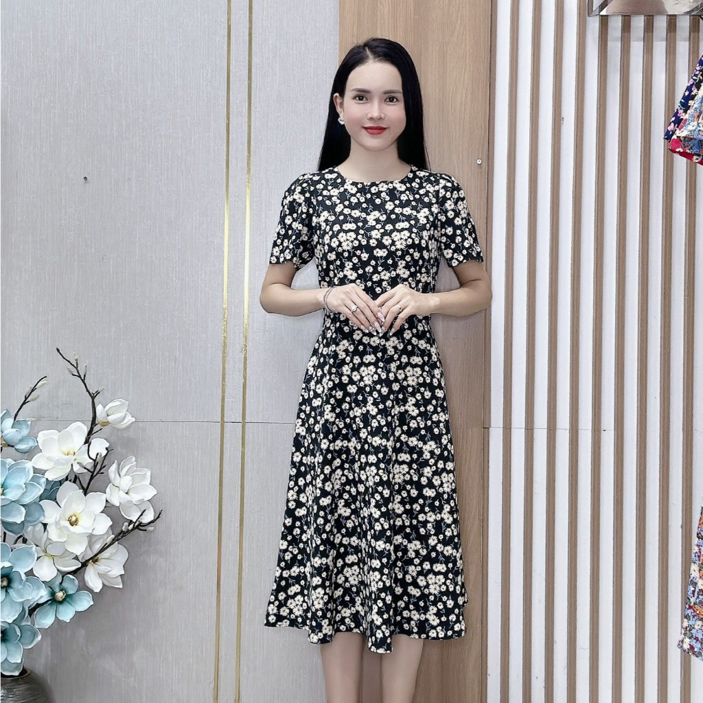 Váy Hoa Nhí Cổ Tròn Tay Bồng Dài Qua Gối Chất Liệu Lụa Ý - VD016