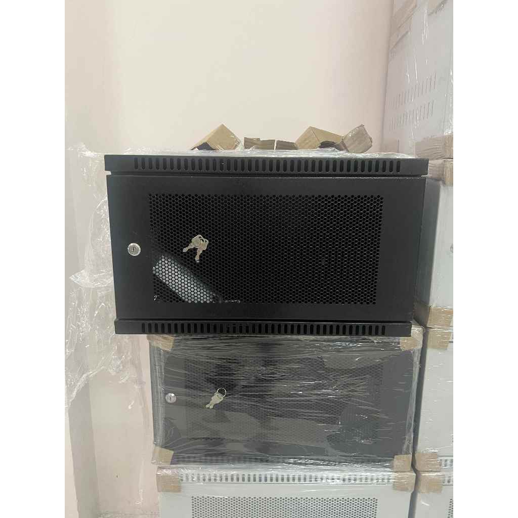 Tủ Mạng Treo Tường 6U_D400 màu đen