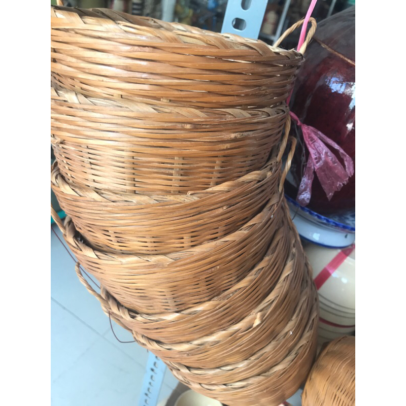 Cần xé nhí ( giỏ ) tre
