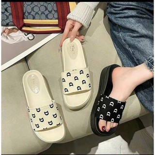 Dép quai ngang nữ đế cao 5cm, dép nữ quai họa tiết chữ D thời trang
