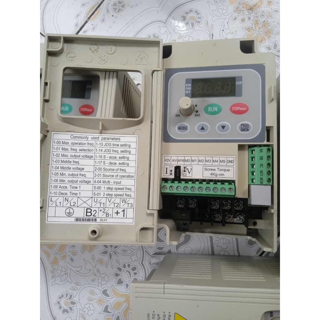 Biến tần Delta 220v 0.2kw